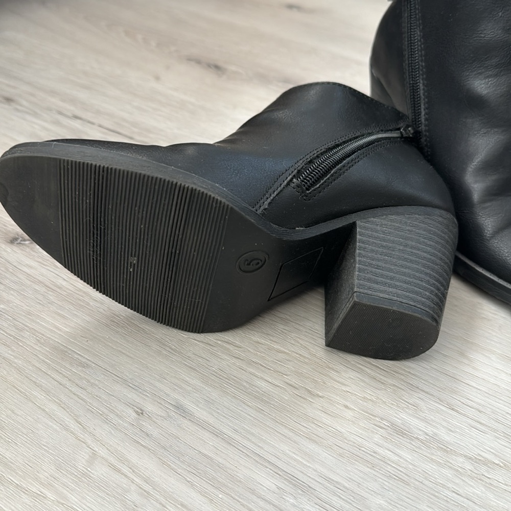 Booties - Picture 6 of 6